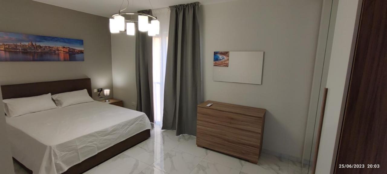 Skyline Court Holiday Apartments Hal Ghaxiak Buitenkant foto